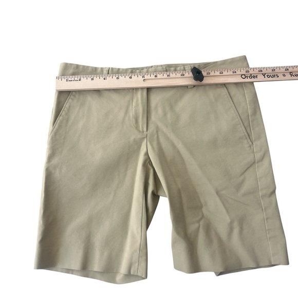 Theory Tan Bermuda Shorts Classic Tailored Design Size 6 - Picture 4 of 5